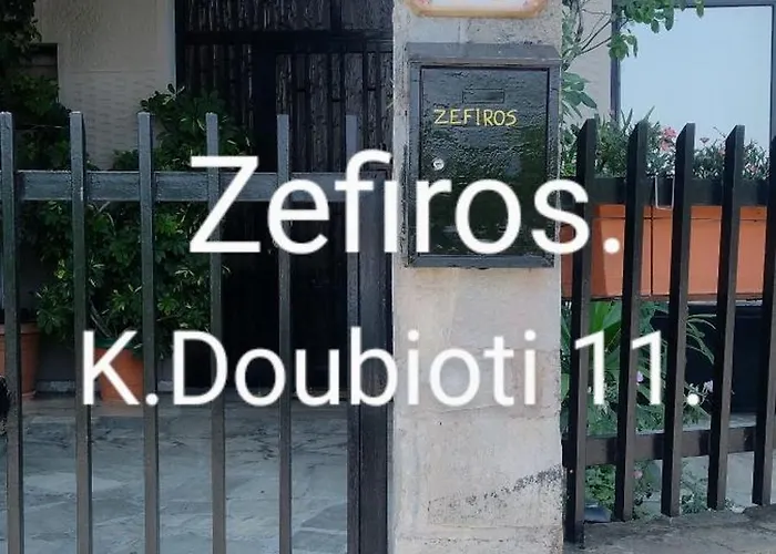 ζεφυροσ Апартаменты *